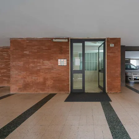 Guesthost - Casa Di Maty - Cozy With Balcony Apartamento *