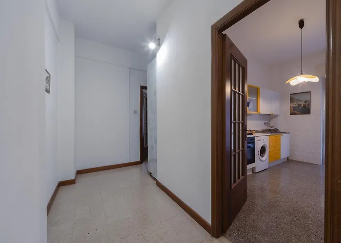 Guesthost - Casa Di Maty - Cozy With Balcony