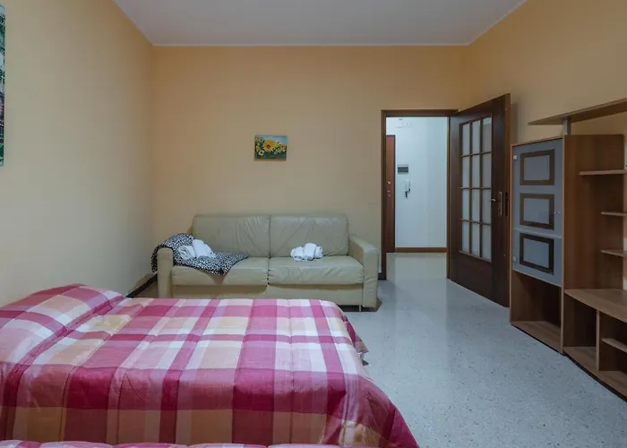 Guesthost - Casa Di Maty - Cozy With Balcony Apartment