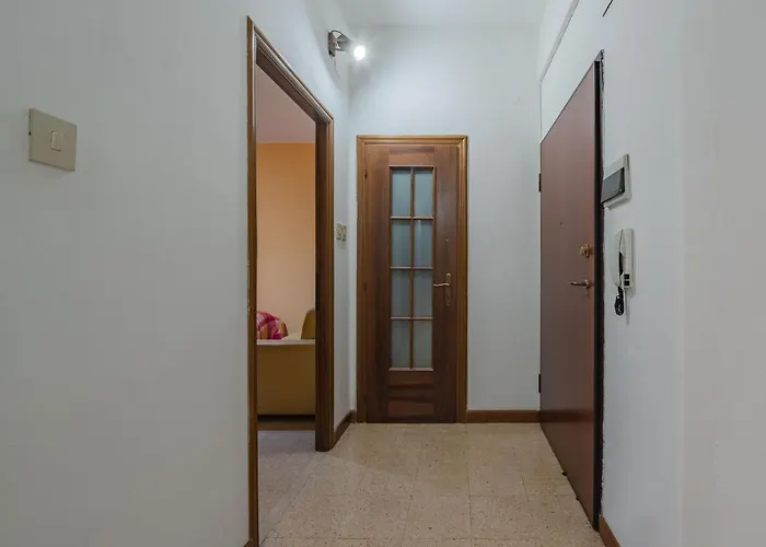 Guesthost - Casa Di Maty - Cozy With Balcony アパート *